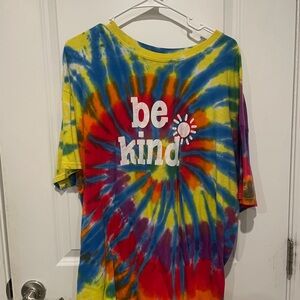 ‼️ SOLD ‼️ 2XL Colorful Tie-Dye 'Be Kind' Shirt